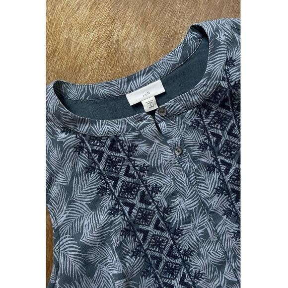 J. Jill Sleeveless Embroidered Tiered Maxi Dress in Palm Leaf Print - Picture 4 of 5